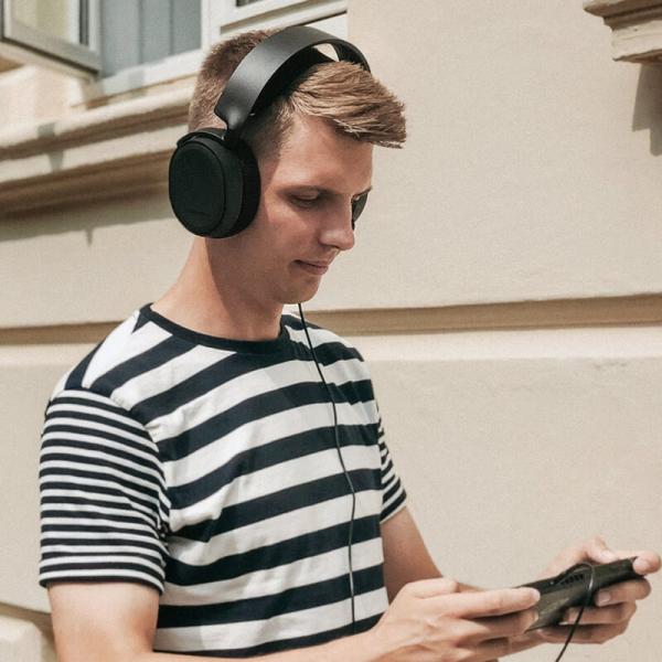 Steelseries arctis hotsell 3 bluetooth 2020