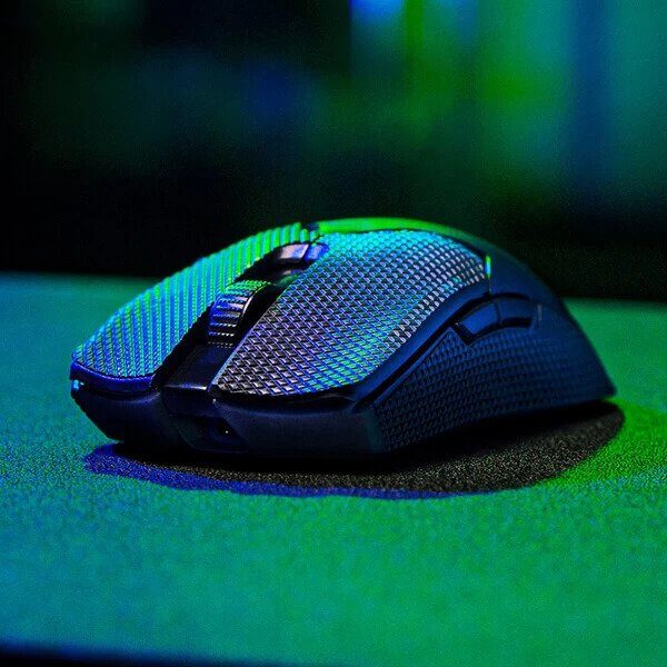 Razer Viper V2 Pro Ergonomic Wireless Gaming Mouse (Black) (RZ01-04390100-R3A1)