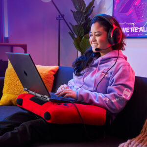 HyperX Cloud III Gaming Headset Black-Red-Feature-3 | PC Studio